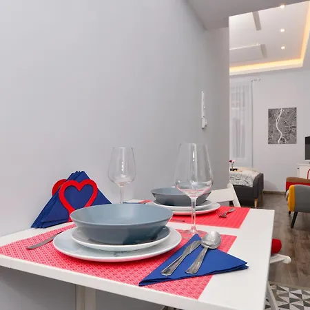 K03 Elitehost Kis Diófa