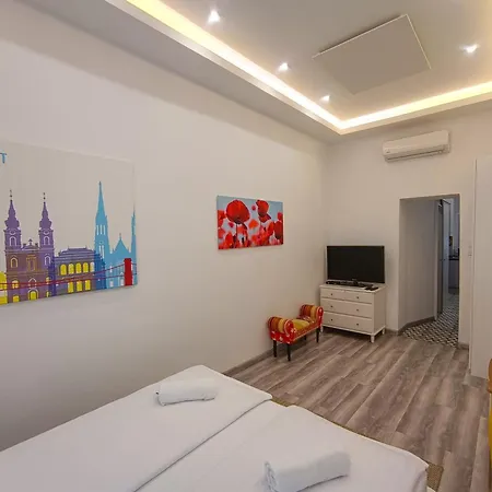 K03 Elitehost Kis Diofa Budapeszt