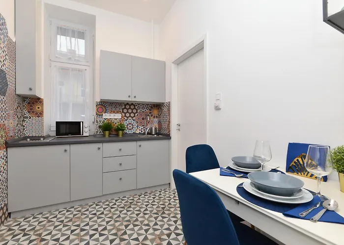 Apartament K03 Elitehost Kis Diofa