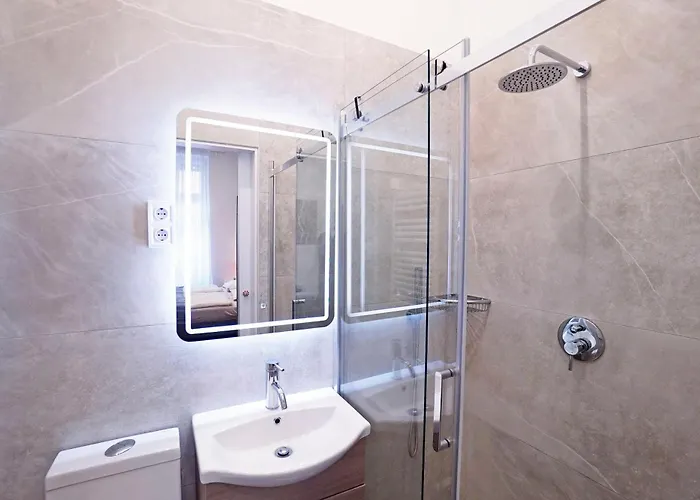 K03 Elitehost Kis Diofa *