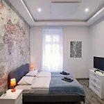 K03 Elitehost Kis Diófa Apartamento *