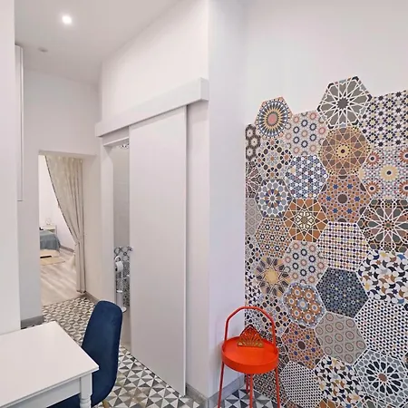 K03 Elitehost Kis Diofa Appartement *