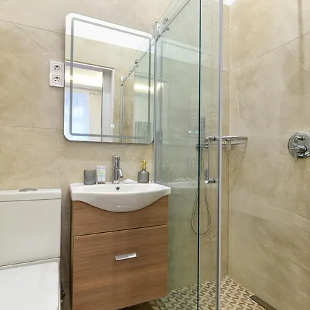 K03 Elitehost Kis Diofa Budapest