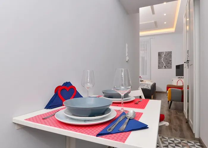 K03 Elitehost Kis Diofa